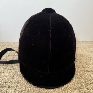 Olympian “international” Riding Helmet Equestrian Black Velvet size 6 7/8